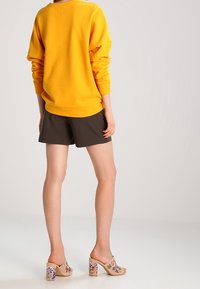 ONLY Short - khaki