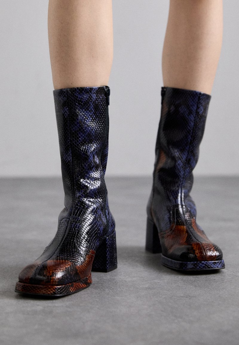 MIISTA CASS - Platform boots - hispania