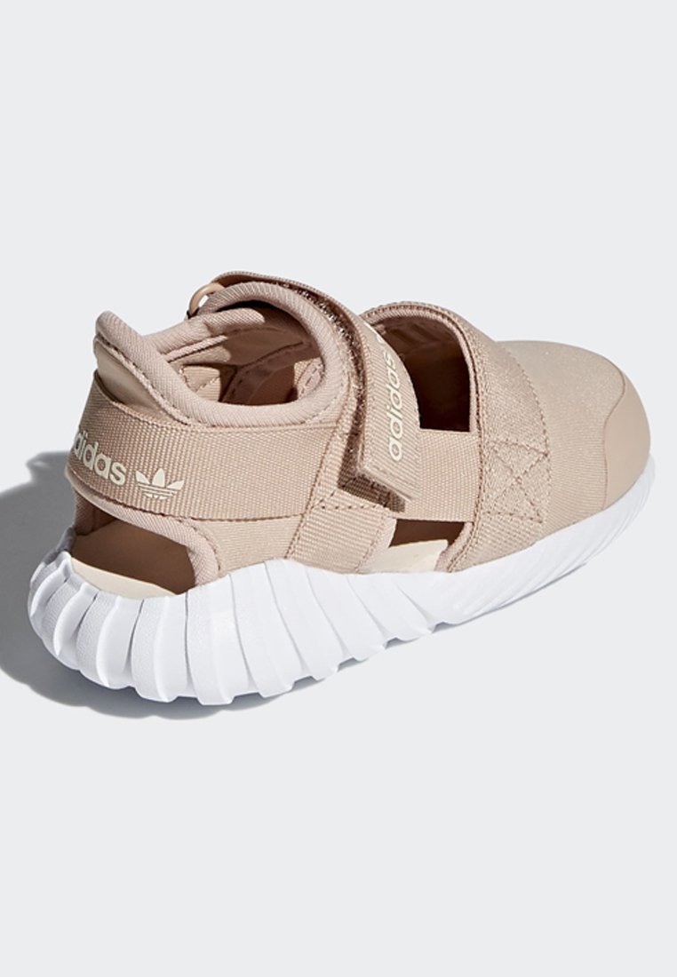 doom sandals junior