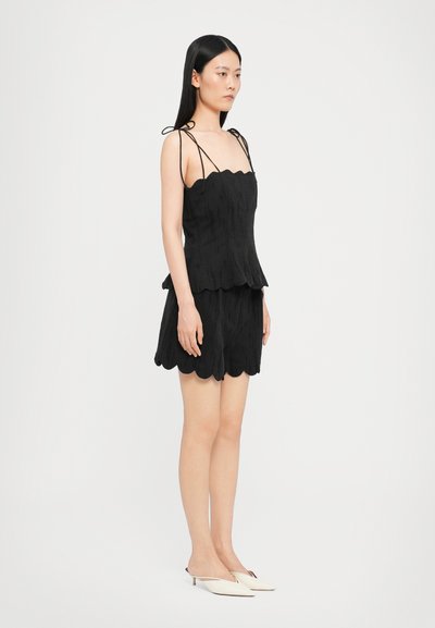 Hofmann Copenhagen YARA - Bluză - black