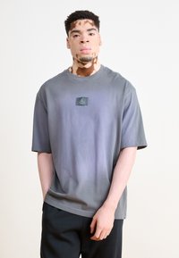 Jordan JORDAN FLIGHT ESSENTIALS 85 - T-shirts basic - iron grey