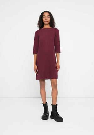 DRESS COSY - Gebreide jurk - rumba red melange