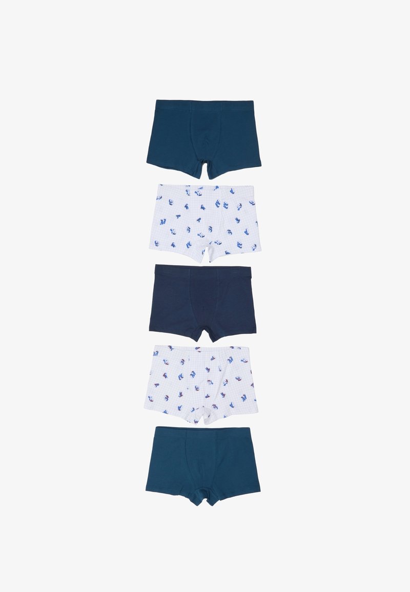 Cinque paia di boxer in cotone: due in tinta unita blu navy, due a fantasia bianca con dettagli blu e uno in azzurro con accenti.