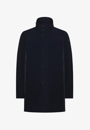 Cappotto impermeabile da uomo di colore blu scuro, con colletto alto, bottoni a pressione frontali e tasche laterali con zip, esposto su uno sfondo bianco.