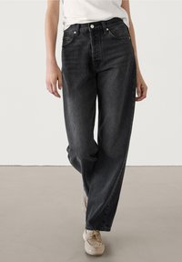 Massimo Dutti Jeans a sigaretta - black