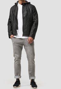 INDICODE JEANS Bunda z umělé kůže - black