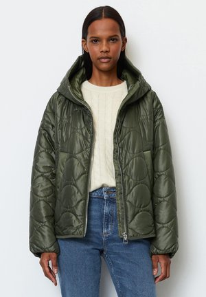 Marc O'Polo ONION QUILTING  PADDED  SIDE SLITS PATCHED WELT POCKETS - Talvejope - olive crop