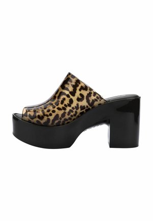 Melissa, MELISSA PLATFORM MELISSA MULE HYPE II AD - Sandales de bain - bw brown