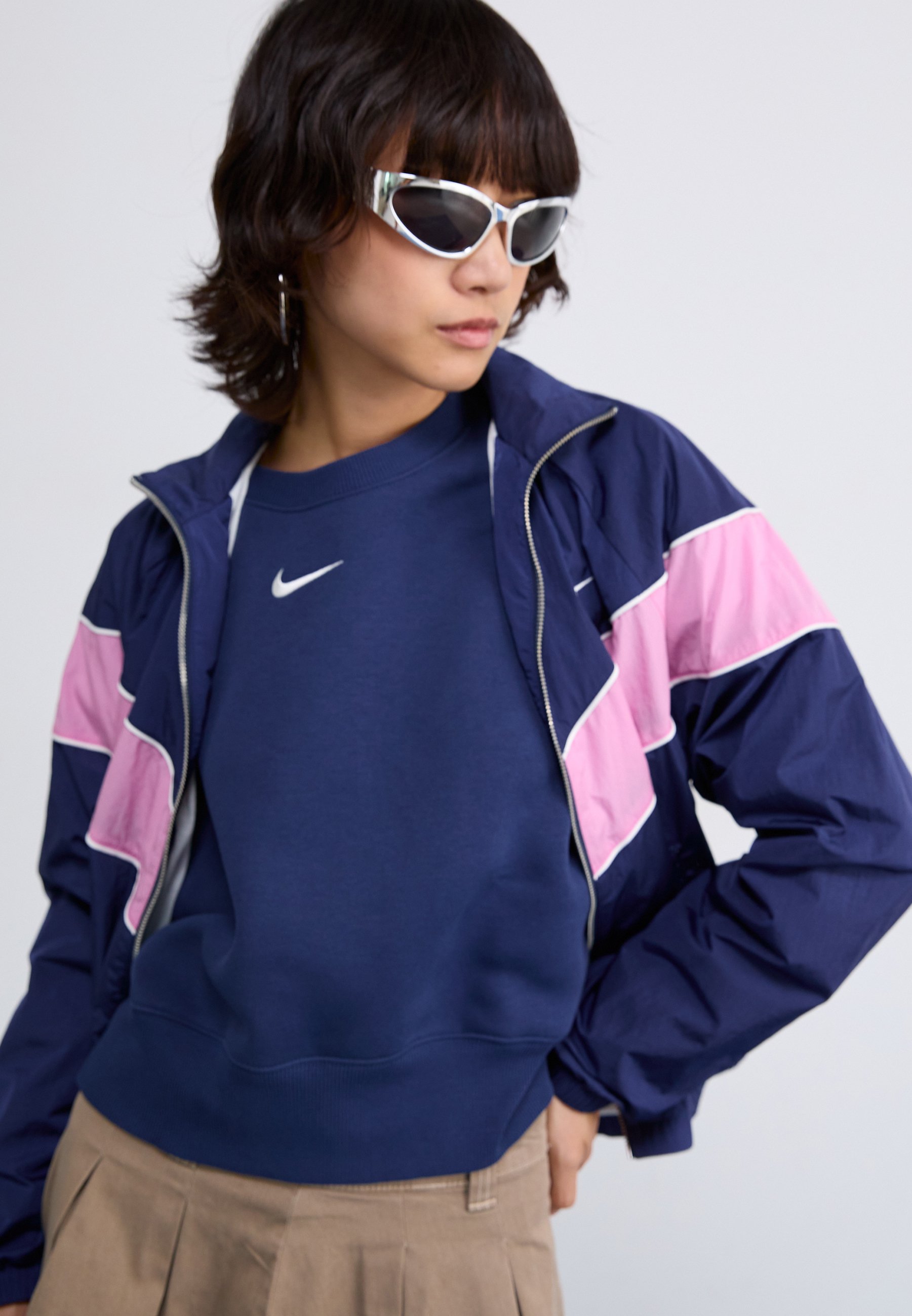 nike pink and blue sweatshirt