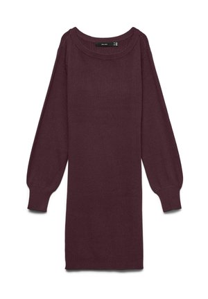 Mørkerød ribstrikket kjole med lange, ballonærmer og rund halsudskæring. Har en blød tekstur og en figursyet silhuet.