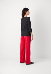 Marc O'Polo 3/4 SLEEVE FINE BINDING AT NECK - Långärmad tröja - black