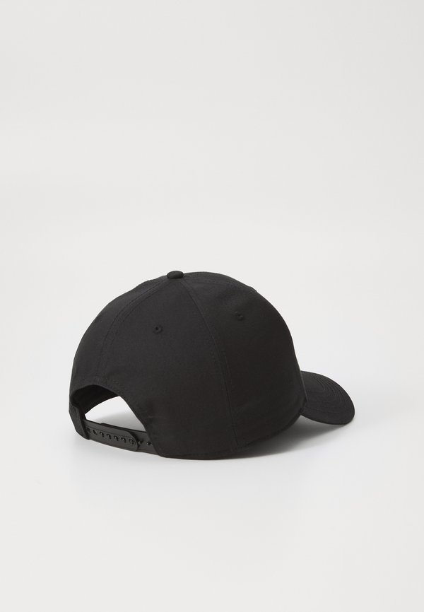 6 PANEL STRUCTURED SNAPBACK UNISEX - Cap2