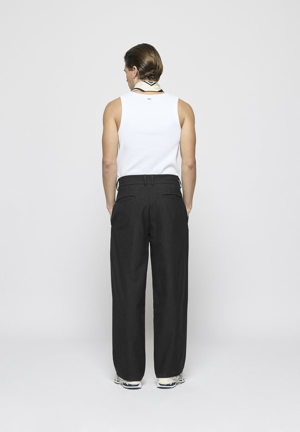 PINSTRIPED REGULAR TAILORED PANTS UNISEX - Trousers2