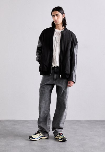 MM6 Maison Margiela Relaxed fit jeans - black