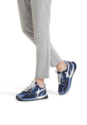Zapatillas Toda Verde Militar Clásica Mujer | Yunay Tienda Virtual