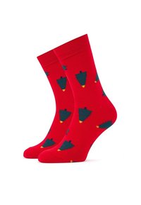 Czerwone skarpetki w wzór zielonych choinek bożonarodzeniowych i żółtych gwiazd. Wykonane z elastycznej tkaniny, o średniej wysokości z ściągaczami.