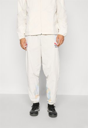KIDSUPER RBS TRAVEL PANT - Vereinsmannschaften - elektro blue/frosted ivory