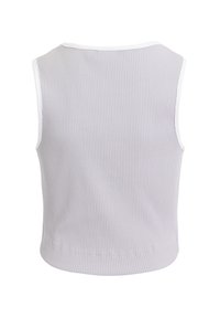 Top senza maniche in morbido tessuto a coste grigio chiaro con rifiniture bianche sul collo e sulle aperture delle braccia. Caratterizzato da un design aderente e una lunghezza cropped.