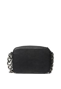 Borsa a tracolla rettangolare nera con una texture liscia, dotata di una tracolla a catena e una chiusura con zip lungo il bordo superiore.