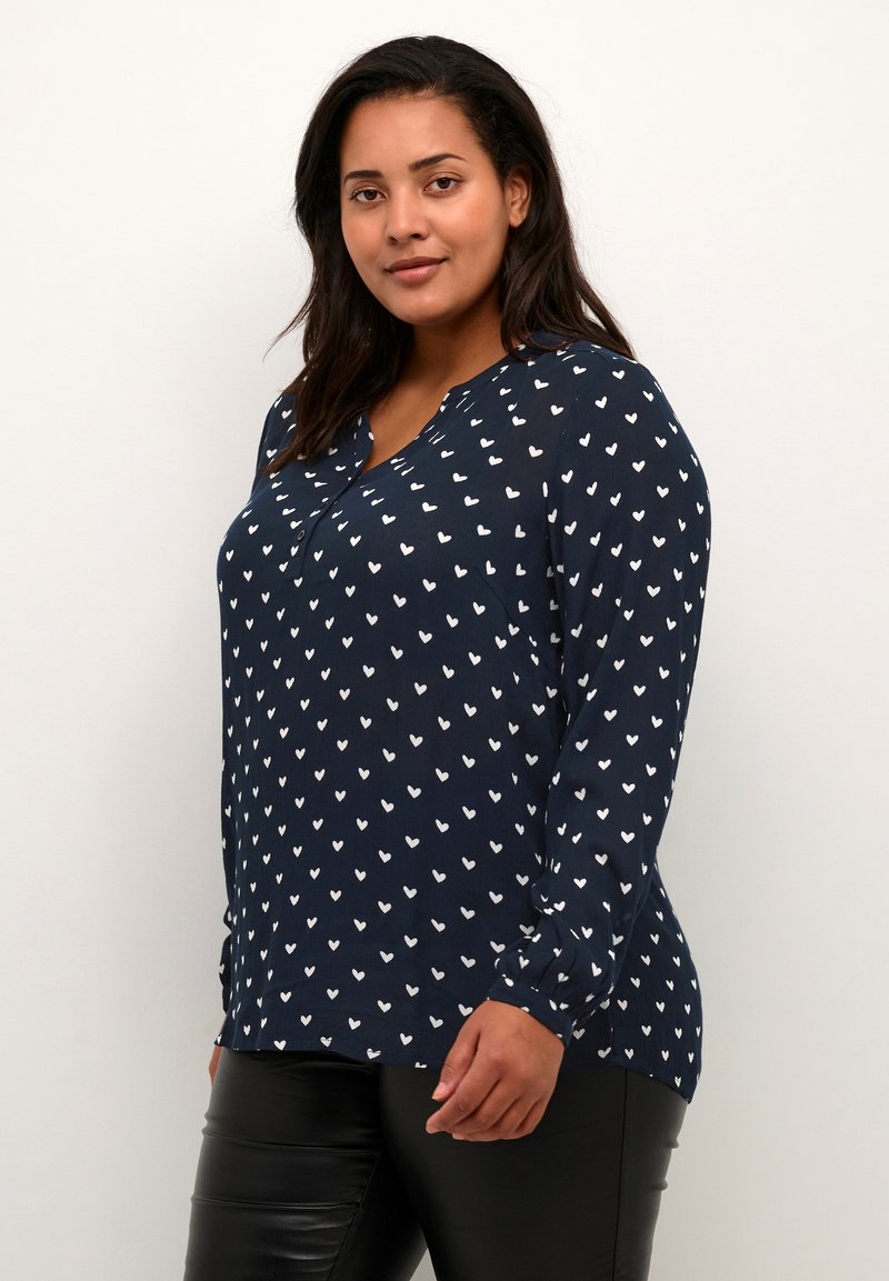 Kaffe Curve KCBETT  - Blúzka - midnight marine chalk hearts