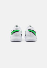 Nike Performance COURT LITE 4 - Tenisice za sve terene - white/poison green/black