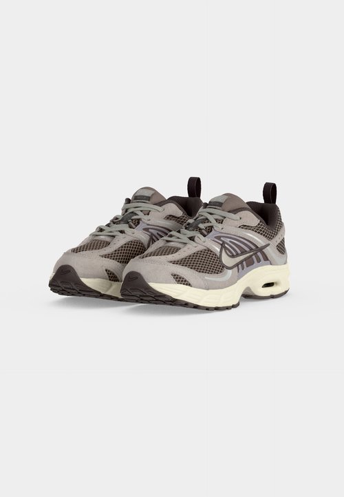 Nike AIR MAX MOTO 2K UNISEX - Trainers - college grey/light iron ore/dark violet ore/taupe haze/pale ivory — foto 3