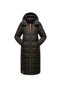 Abrigo de plumas negro con un diseño largo, capucha y detalles en cremallera naranja. Presenta un texturizado acolchado y bolsillos laterales para almacenamiento.