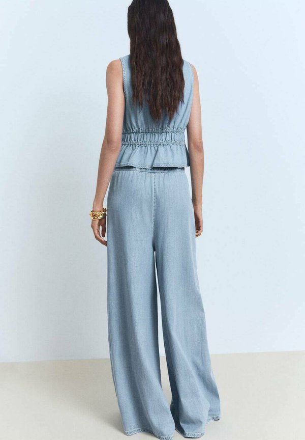 SIROS - Flared Jeans2