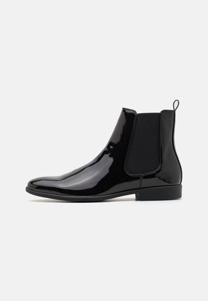 Stiefelette - black