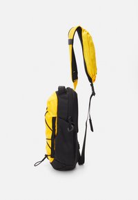 The North Face BOREALIS SLING - Hátizsák - summit gold/black
