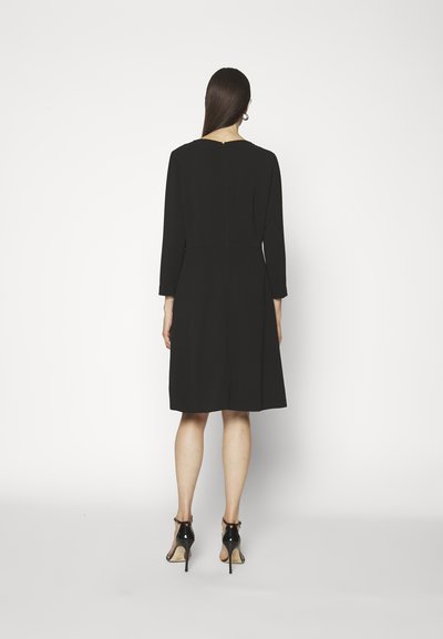 ASPESI Φόρεμα σε ίσια γραμμή - nero / black