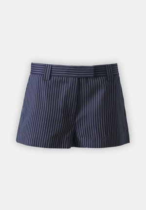 Mornarske kratke hlače s okomitim bijelim prugama, izrađene od glatkog materijala. Imaju klasičan pojas i uredno završene rubove.