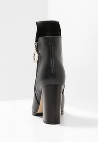 HUGO Bottines - black