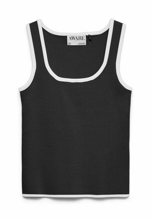 Top sin mangas de punto negro con ribete blanco en el cuello, las sisas y el dobladillo, con una etiqueta de la marca AWARE en el interior del cuello.