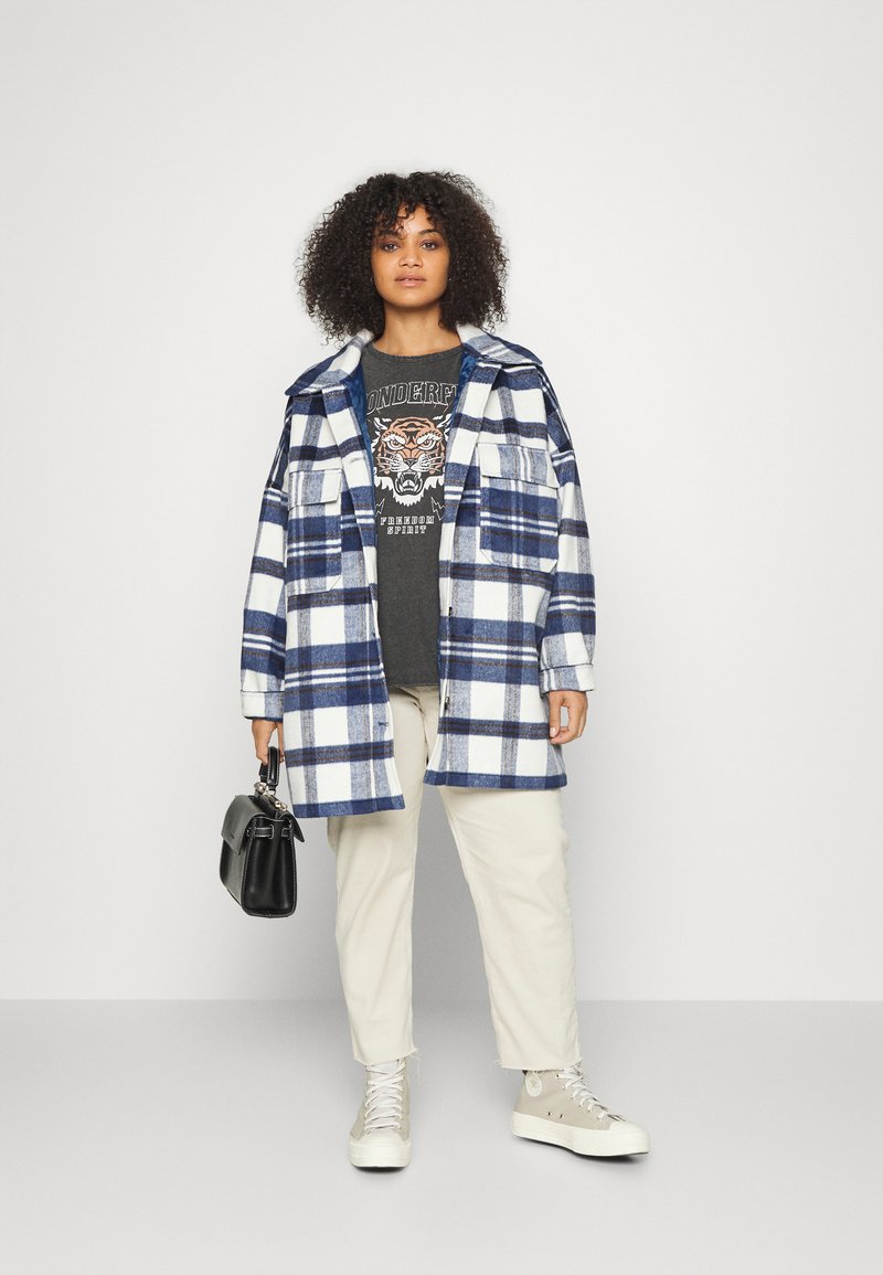 Damen Parkas | Missguided Plus BOXY SHACKET Kurzmantel blue/blau - DQ75005 Damen Parkas | Missguided Plus BOXY SHACKET Kurzmantel blue/blau - DQ75005