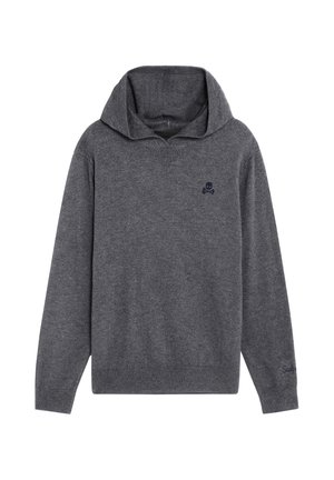 Jersey gris oscuro de manga larga con capucha y un pequeño logo de calavera y huesos cruzados en la parte superior izquierda del pecho.