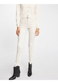 Morgan SLIM WITH WET EFFECT - Tygbyxor - white denim