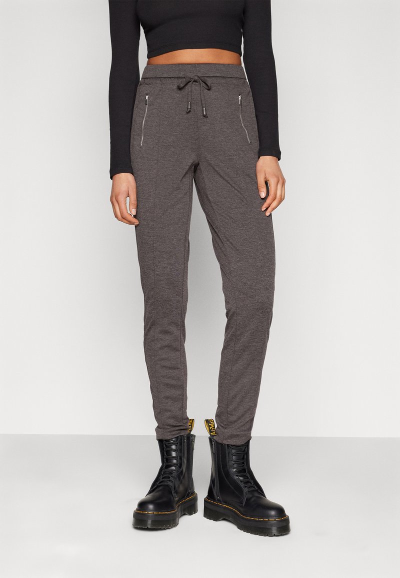 Vero Moda - VMMELANIE TAPERED ZIP PANT - Træningsbukser - dark grey melange, Forstør