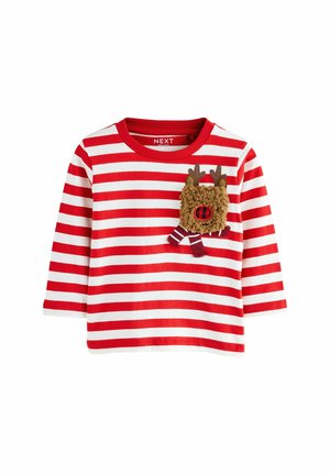Chemise à rayures rouges et blanches à manches longues avec une appliqué en relief d'un renne sur la poitrine, présentant des bois marron et un détail de écharpe.