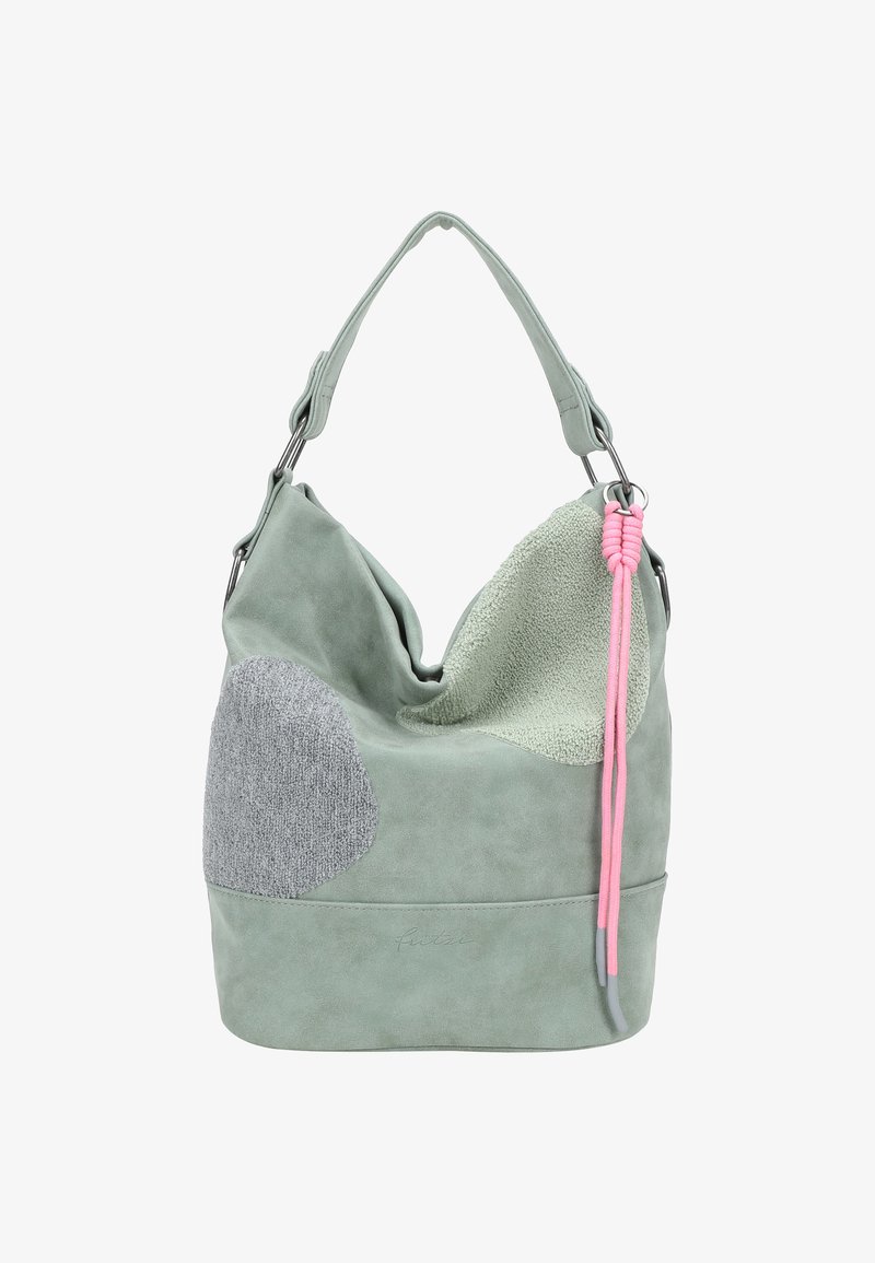 Zachte groene suède hobo tas met gestructureerde grijze en lichtgroene patches, een enkele schouderband, metalen ringen en een roze koordtassel detail.