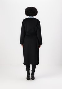 Calvin Klein ARCHIVE COAT - Klasický kabát - black