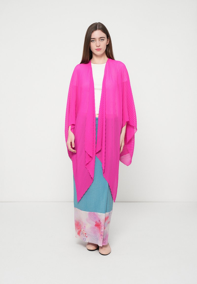 Emporio Armani Poncho roze