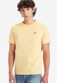 Levi's® ORIGINAL HOUSEMARK TEE - Základné tričko - sahara sun