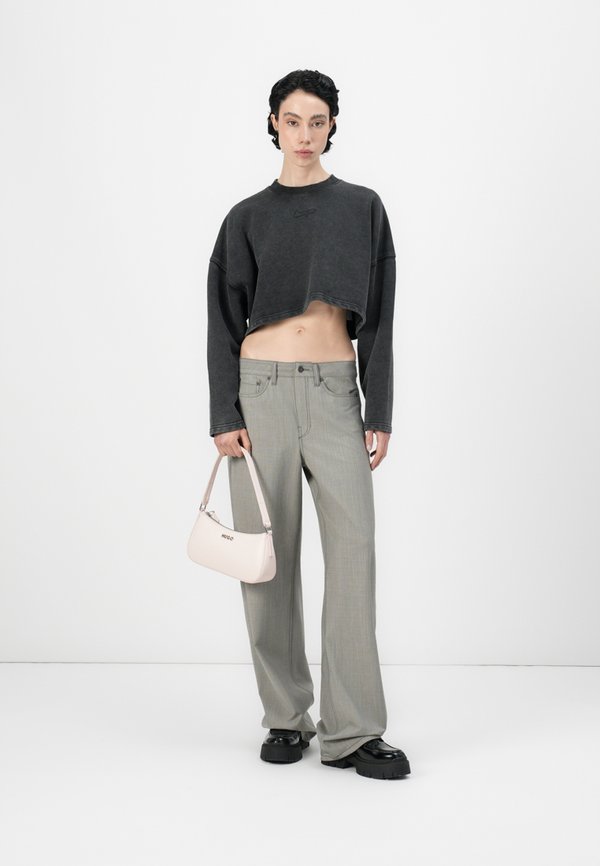 DERISSA - Sweatshirt2