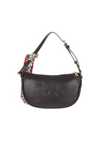 Borsa a spalla in pelle nera con forma arrotondata, dettaglio in monogramma stampato e accento di una sciarpa a fantasia rossa e bianca sul manico.