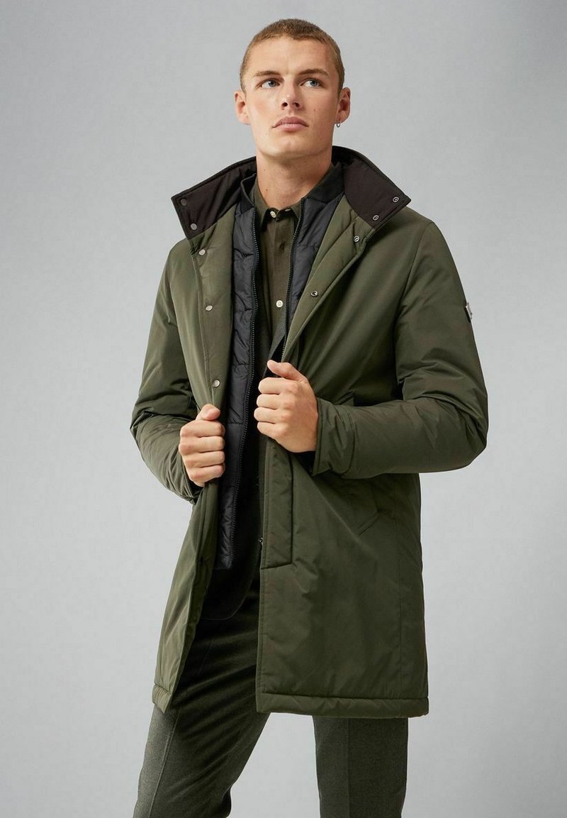 J.LINDEBERG HOLLIS TECH PADDED COAT Klassisk frakke forest green