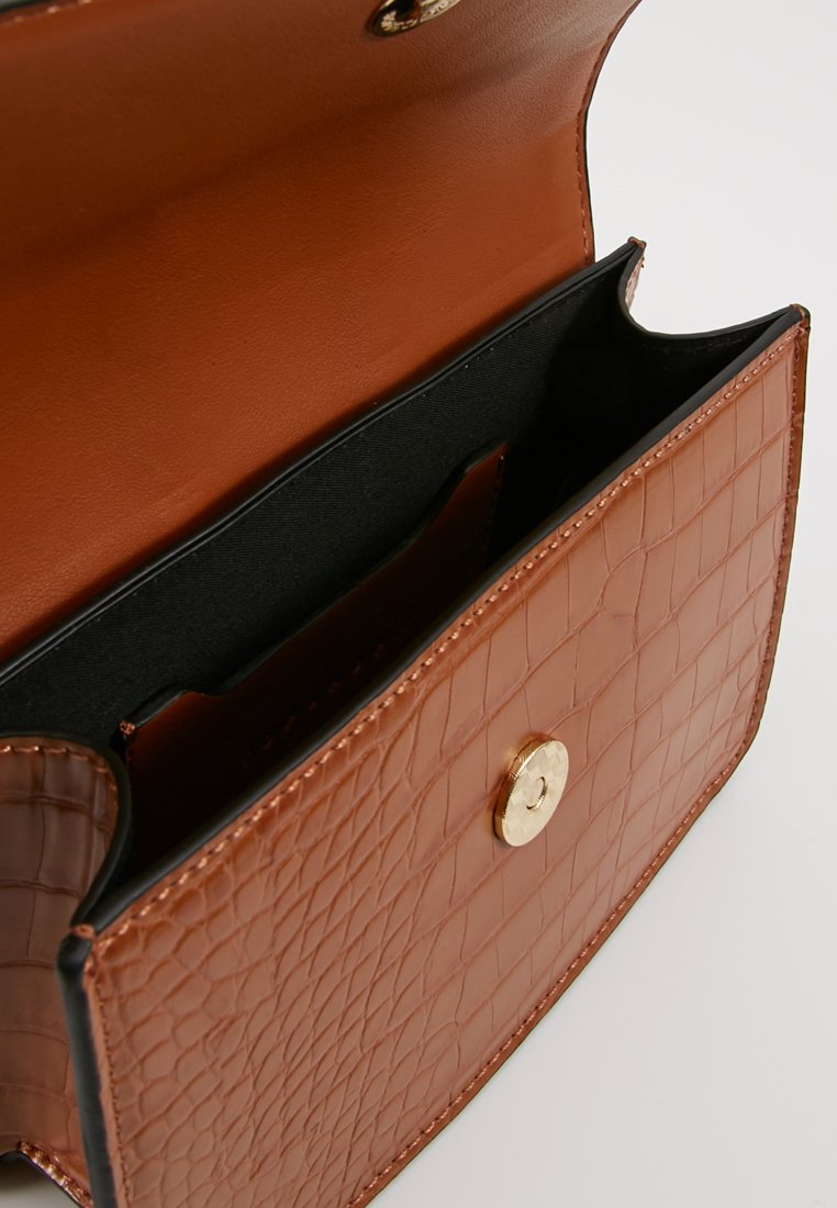 topshop cheetah belt bag