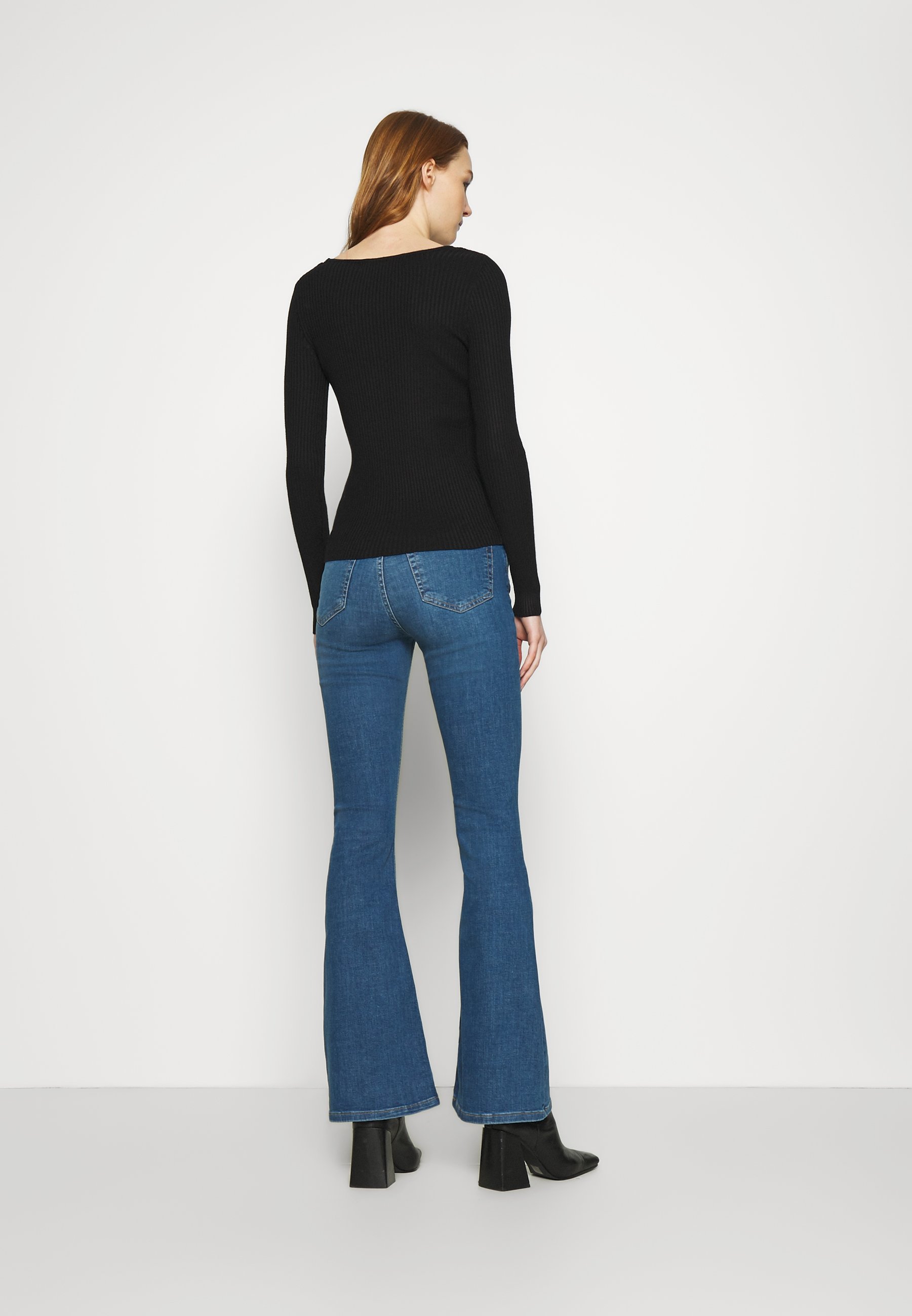 Topshop JAMIE FLARE - Flared Jeans 