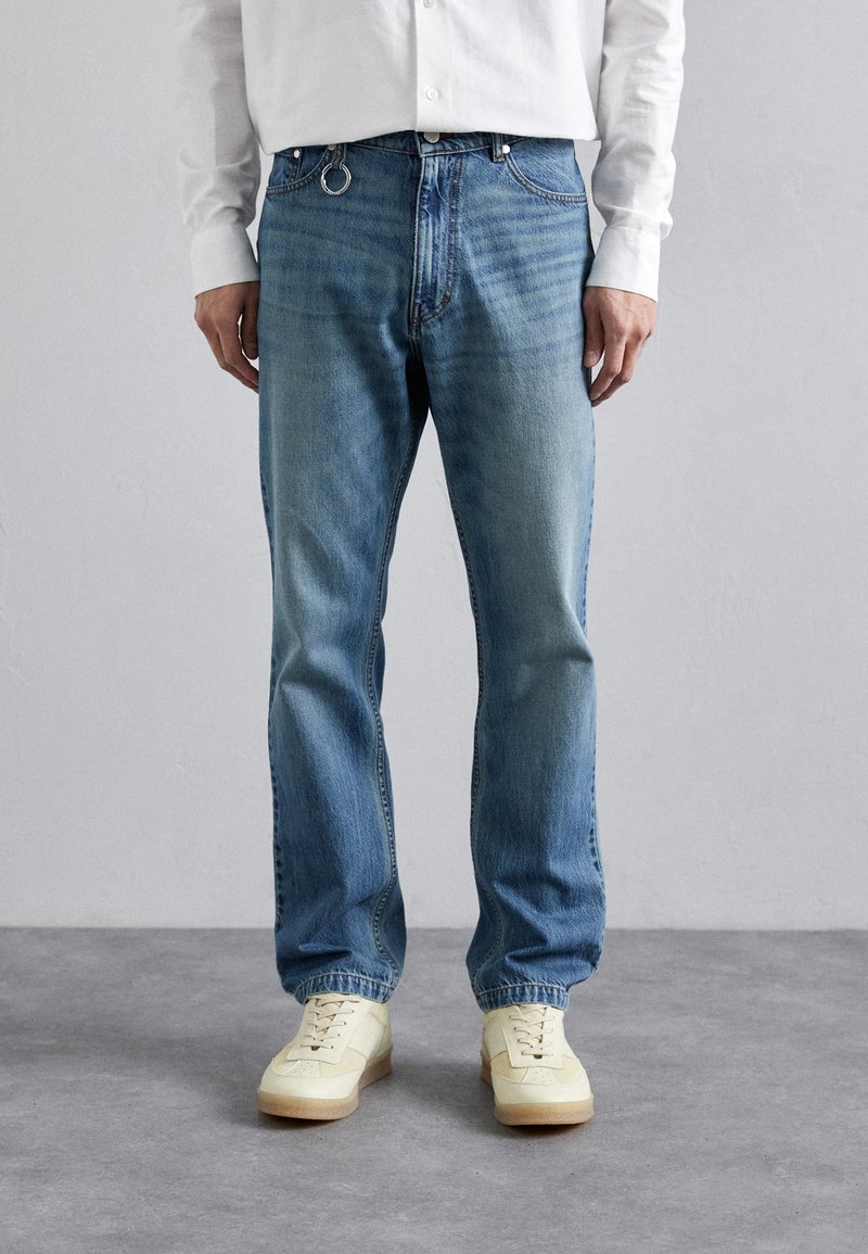 Études - RELIC - Jeans Relaxed Fit - stone blue, Vergrößern