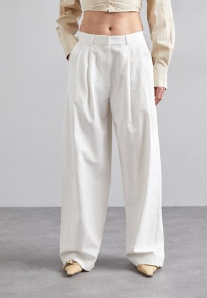 AMBER HELENA PANT - Kelnės - off white